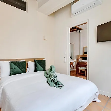Appartement Duplex In Saint-germain-des-pres Paris