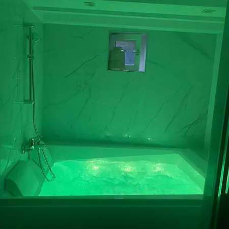 Duplex In Saint-germain-des-pres * Paris